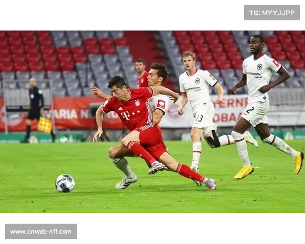 法兰克福主帅表示失利令人痛苦但球队将振作前行全力争夺联赛积分